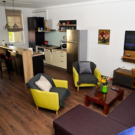 Mirvana Apartments Metheor Executive Suite Timisoara Luaran gambar