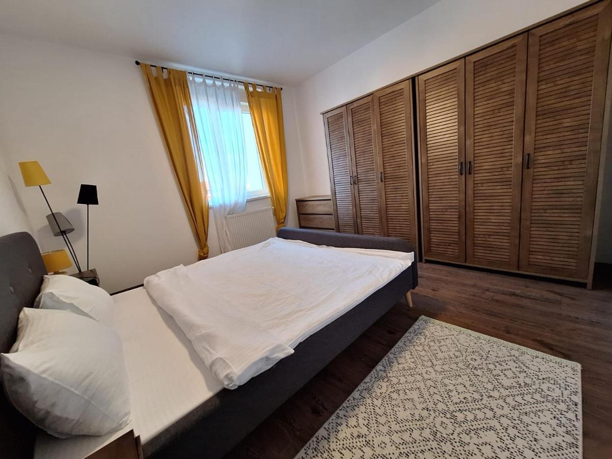 Mirvana Apartments Metheor Executive Suite Timisoara Luaran gambar